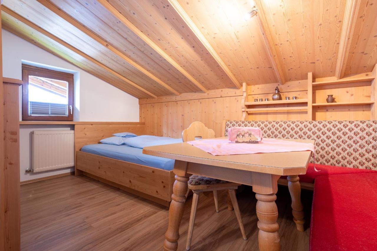 Gaestehaus Wilhelmshof Ehrwald Luaran gambar