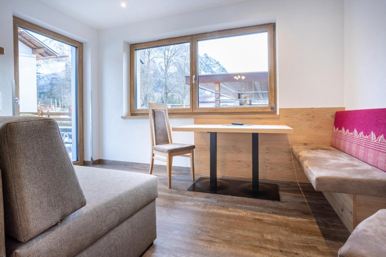 Gaestehaus Wilhelmshof Ehrwald Luaran gambar