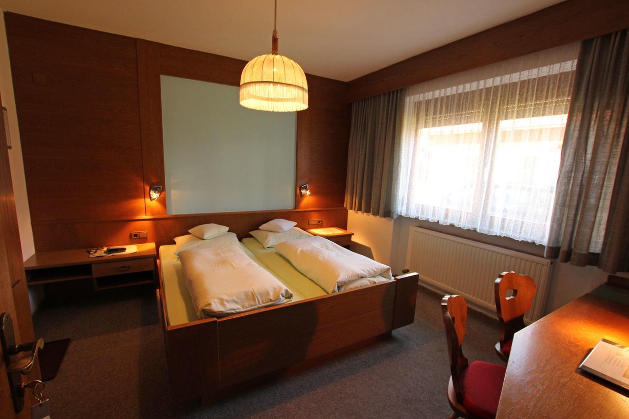 Gaestehaus Wilhelmshof Ehrwald Luaran gambar