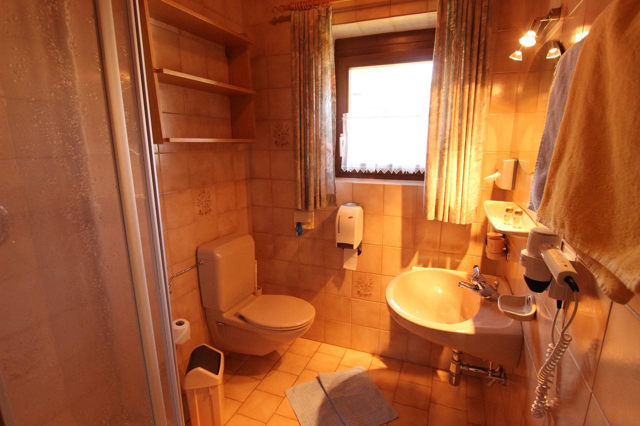 Gaestehaus Wilhelmshof Ehrwald Luaran gambar